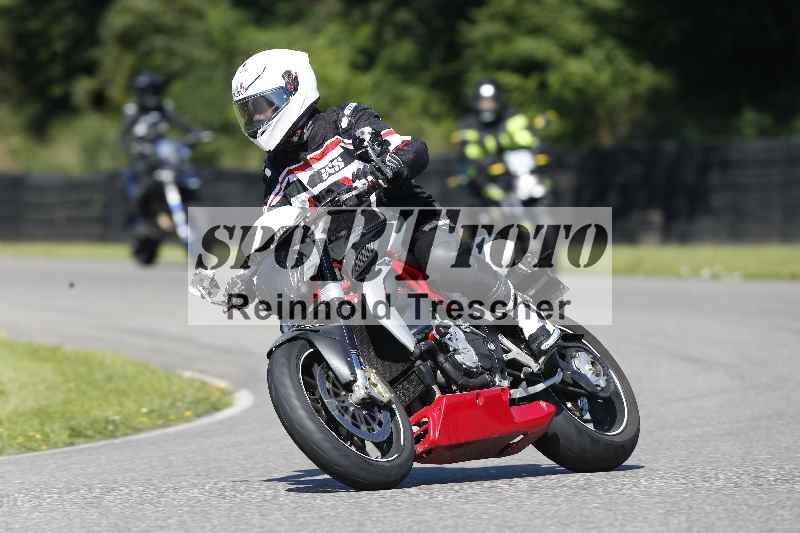 /43 08.08.2025 Discover the Bike ADR/Bike 1 gruen/540
